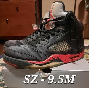 Jordan 5 Satin Breds